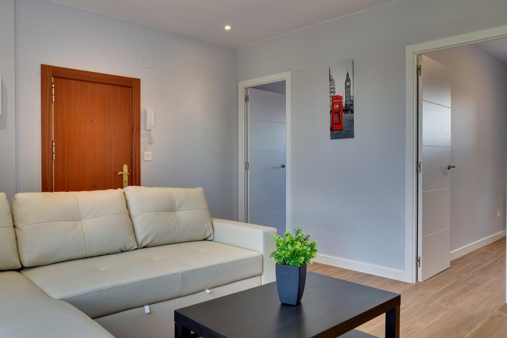 Apartamentos San Lazaro Zaragoza Kültér fotó