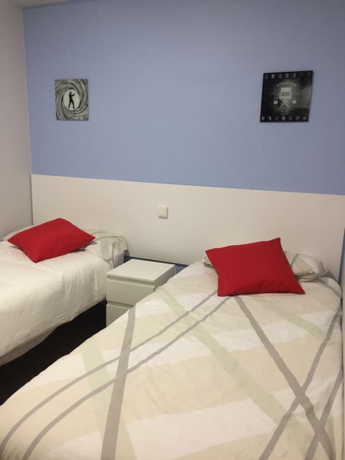 Apartamentos San Lazaro Zaragoza Kültér fotó